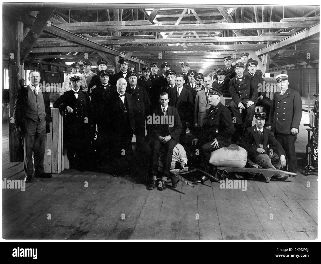 Kristian Björkroth, Stin avec le personnel de la transmerie de fret. Banque D'Images