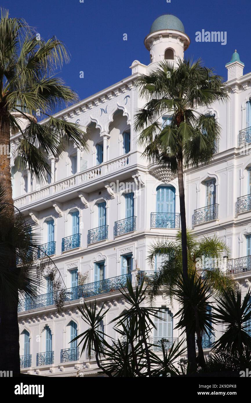 France, Côte d'Azur, Menton, Palais de l'Orient, immeuble résidentiel, Banque D'Images