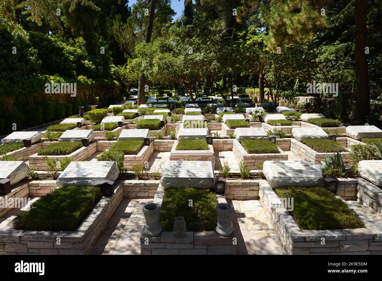 Cimetière militaire sur le mont Herzl, Jérusalem, Israël. Banque D'Images