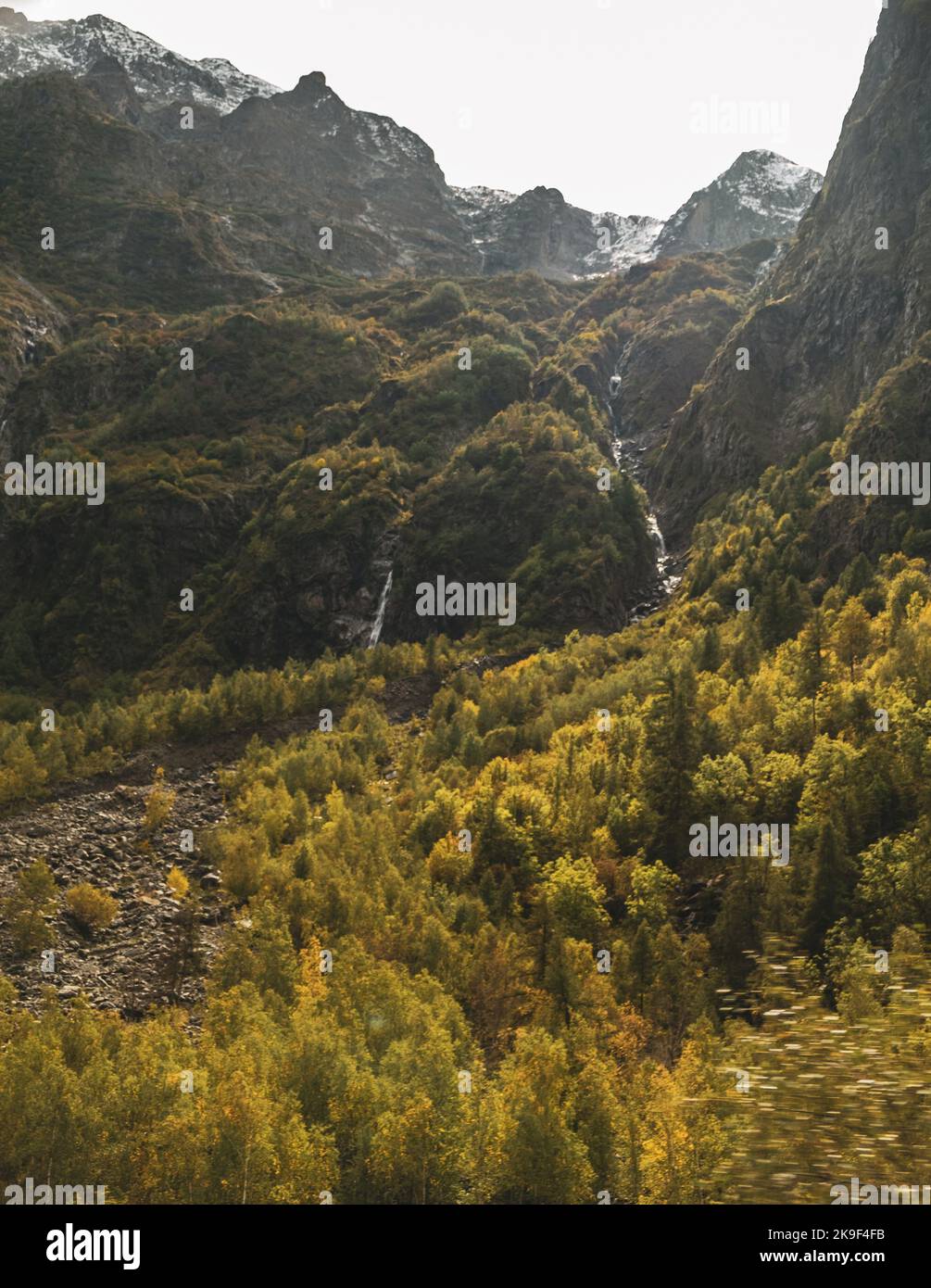 Paysage alpin en octobre. Photo de paysage des Alpes Banque D'Images