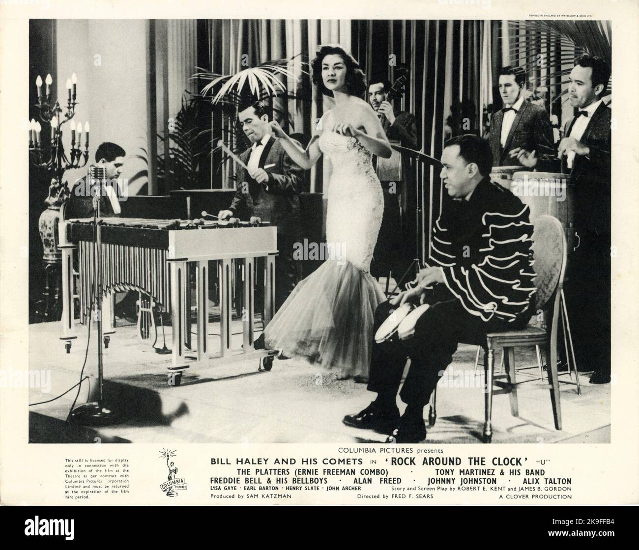 TONY MARTINEZ ET SON ORCHESTRE dans ROCK AUTOUR DE L'HORLOGE 1956 réalisateur FRED F. SEARS producteur Sam Katzman Clover Productions / Columbia Pictures Banque D'Images