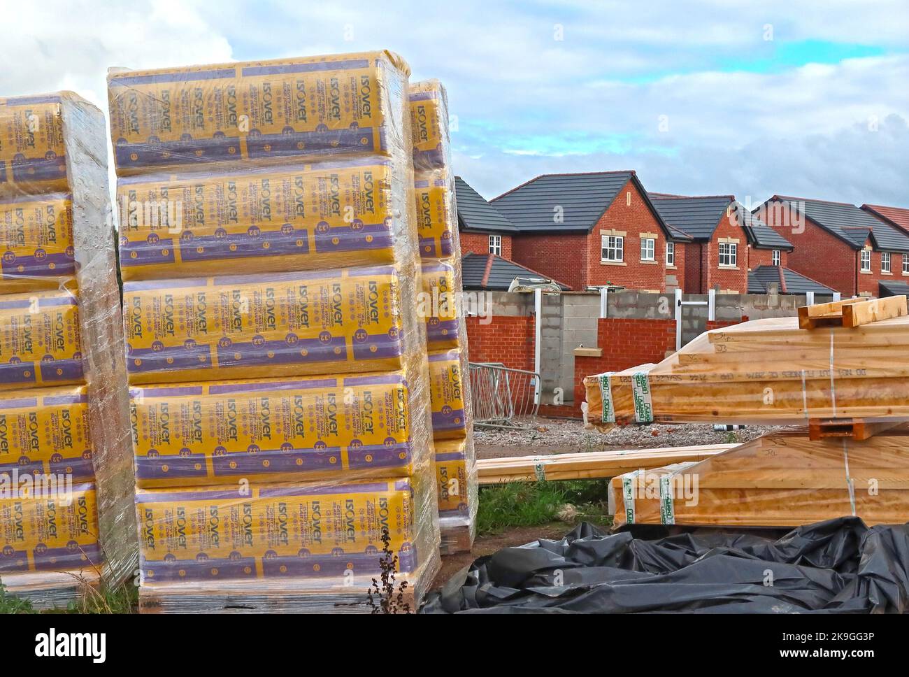 Isover 32 Saint-Gobain Cavity Wall Insulation, sur un site de construction, Warrington, Cheshire, Angleterre, Royaume-Uni Banque D'Images