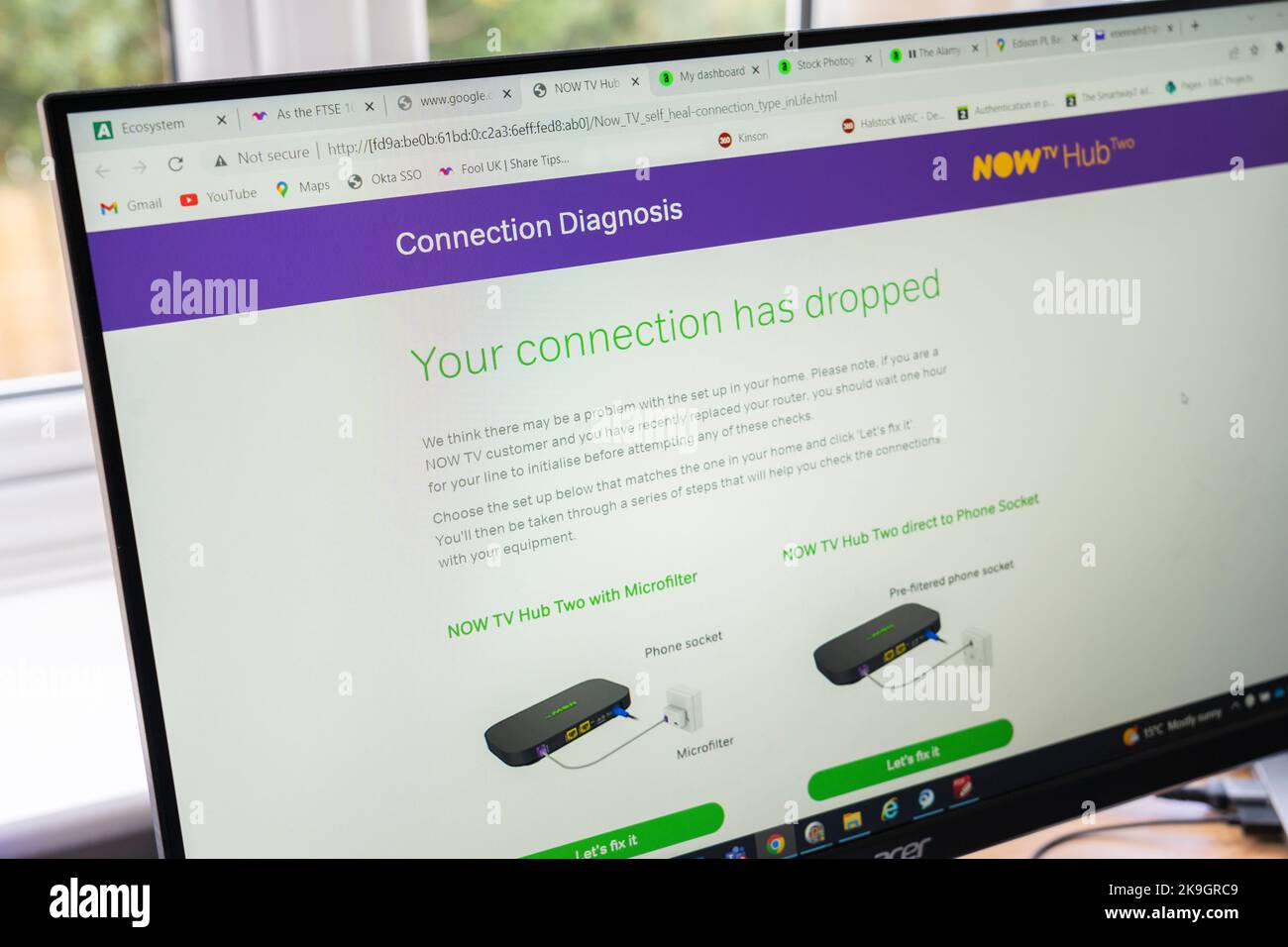Un problème de WFH (travaillant à la maison) est une connexion Internet irrégulière et intermittente. La connexion Internet a laissé tomber le message sur l'écran d'un ordinateur portable, au Royaume-Uni Banque D'Images