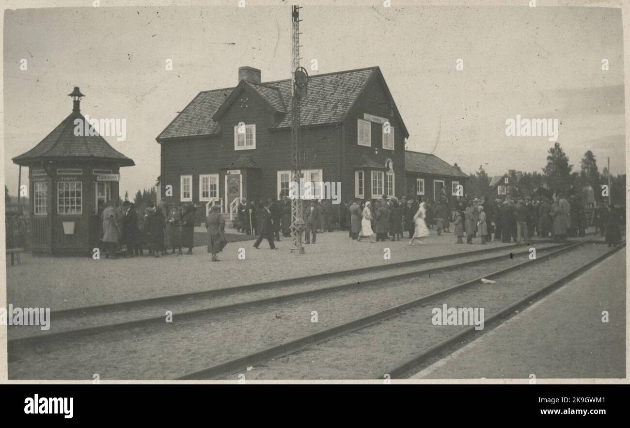 Gare de Sorsele sur 30 septembre 1933, lorsque le train party est arrivé à Sorsele, pour cette raison, l'Arvidsjaur de Bandel - Sorsele s'ouvre à la circulation publique. Banque D'Images