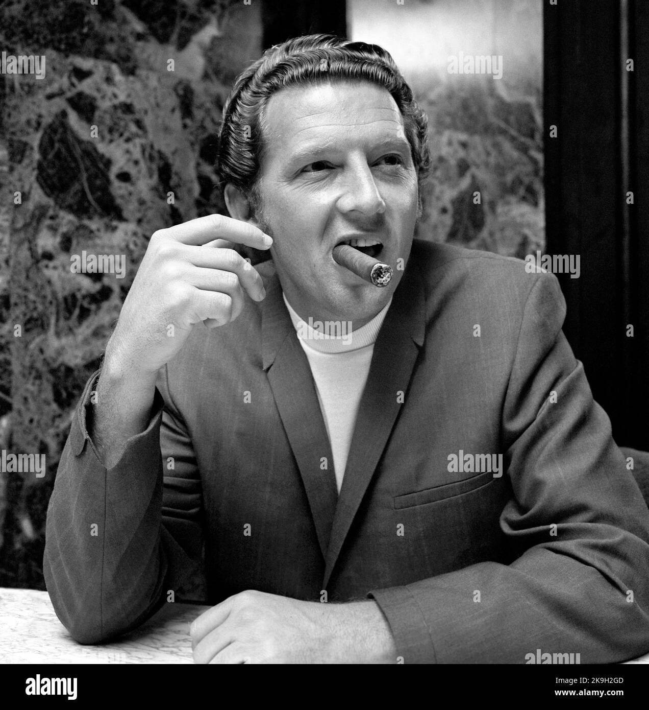 Photo du dossier datée du 08/08/68 de Jerry Lee Lewis photographiée lors d'une réception de presse à l'hôtel Mayfair, Londres. M. Lee Lewis est décédé à l'âge de 87 ans, a déclaré son attaché de presse. Date de publication : vendredi 28 octobre 2022. Banque D'Images