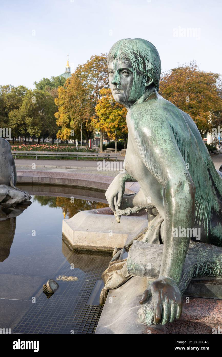 Neptunbrunnen Fontaine de Neptune à Berlin Banque D'Images