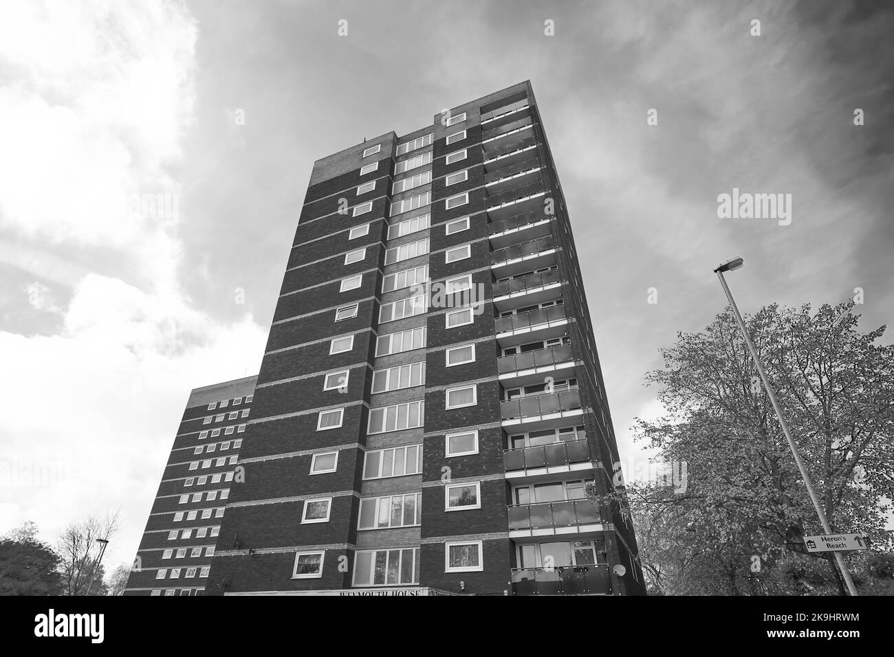 Grand bloc d'appartements à Tamworth, Royaume-Uni Banque D'Images