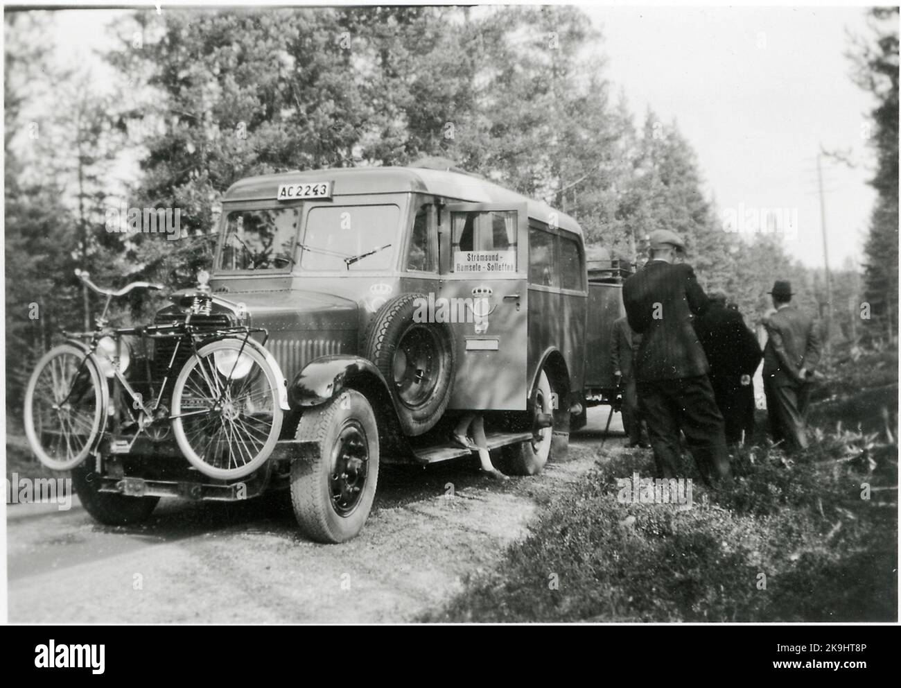 Numéro 67 de Postdilien sur la ligne Strömsund - Ramsele - Solefteå en septembre 1940. Banque D'Images