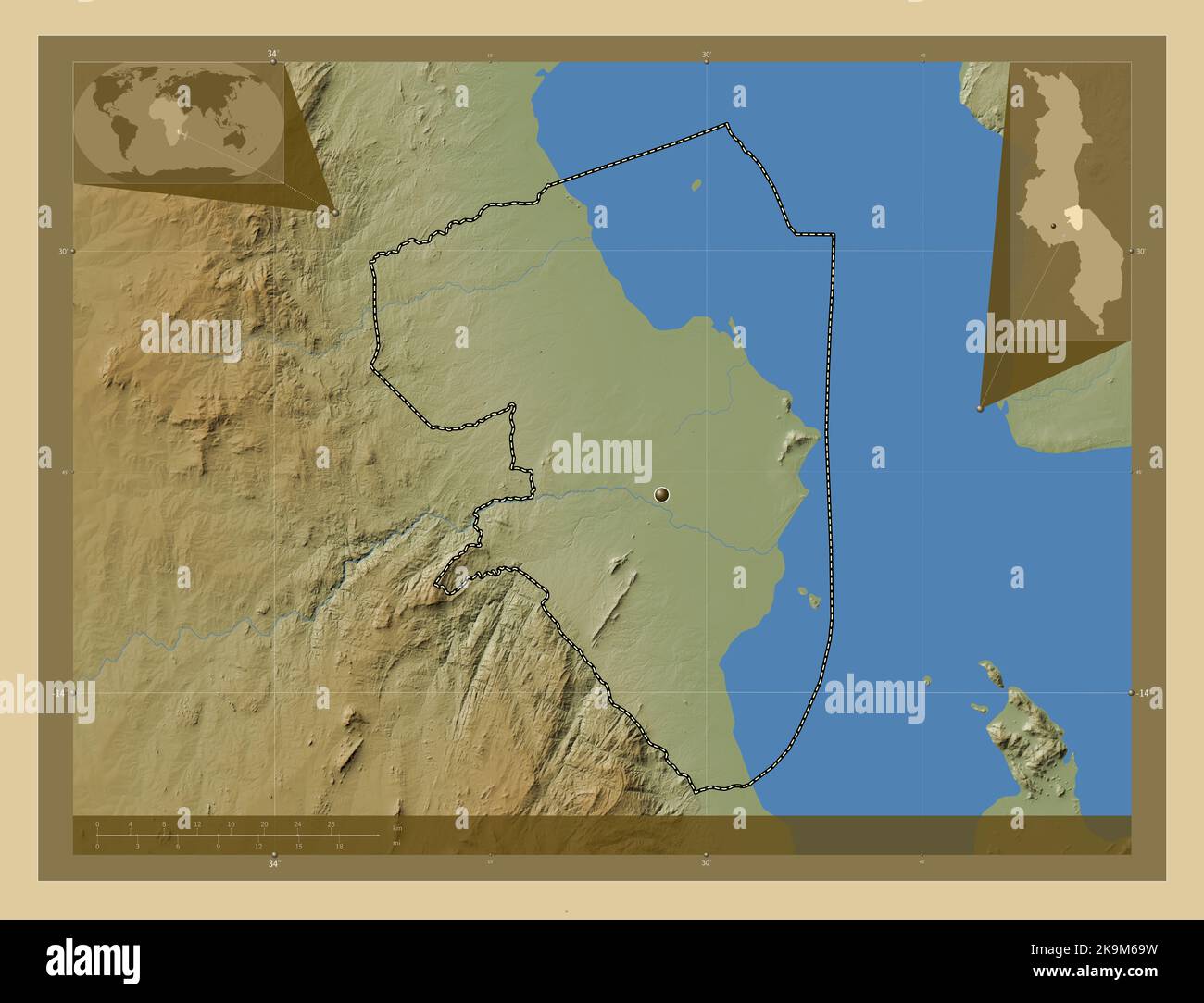 Salima, district du Malawi. Carte d'altitude en couleur avec lacs et rivières. Cartes d'emplacement auxiliaire d'angle Banque D'Images