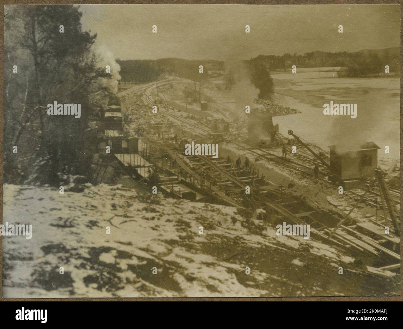 Bâtiment à deux voies entre Alingsås - Olskroken. Voies de contournement provisoires en construction abysses pour double piste à la course Koberg. Banque D'Images