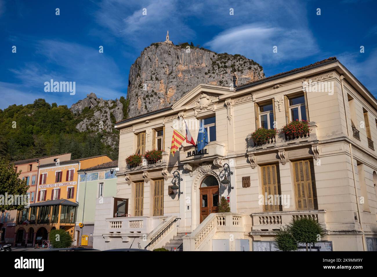 Castellane dans le département des Alpes-de-haute Provence France septembre 2022 Castellane est une commune française, située dans le département des Alpes-de-haute-Provence et la région Rhône-Alpes Banque D'Images
