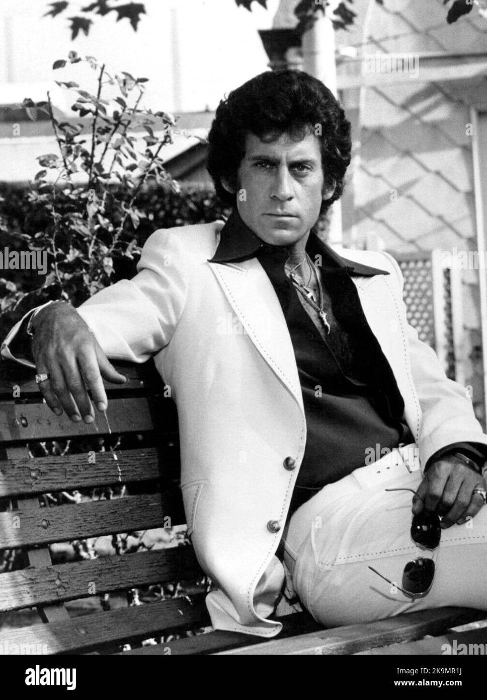 PAUL MICHAEL GLASER DANS STARSKY ET HUTCH (1975), DIRIGÉ PAR DON WEI, PAUL MICHAEL GLASER, EARL BELLAMY ET GEORGE MCCOWAN. Credit: ORTHOGRAPHIE-GOLDBERG PRODUCTIONS / Album Banque D'Images