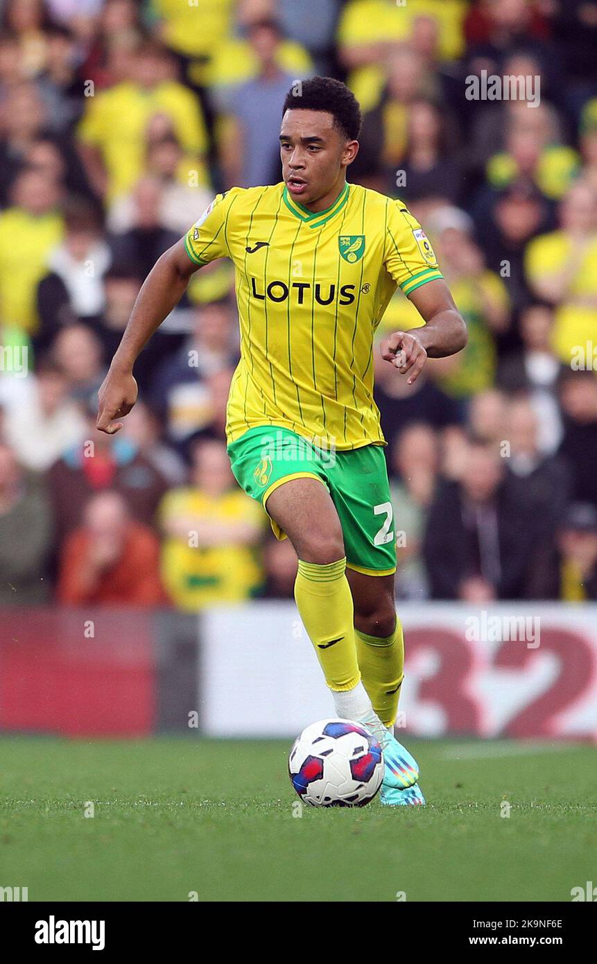 Norwich, Royaume-Uni. 29th octobre 2022. Aaron Ramsey de Norwich City court avec le ballon pendant le match de championnat de pari de ciel entre Norwich City et Stoke City à Carrow Road sur 29 octobre 2022 à Norwich, en Angleterre. (Photo par Mick Kearns/phcimages.com) crédit: Images de la SSP/Alamy Live News Banque D'Images