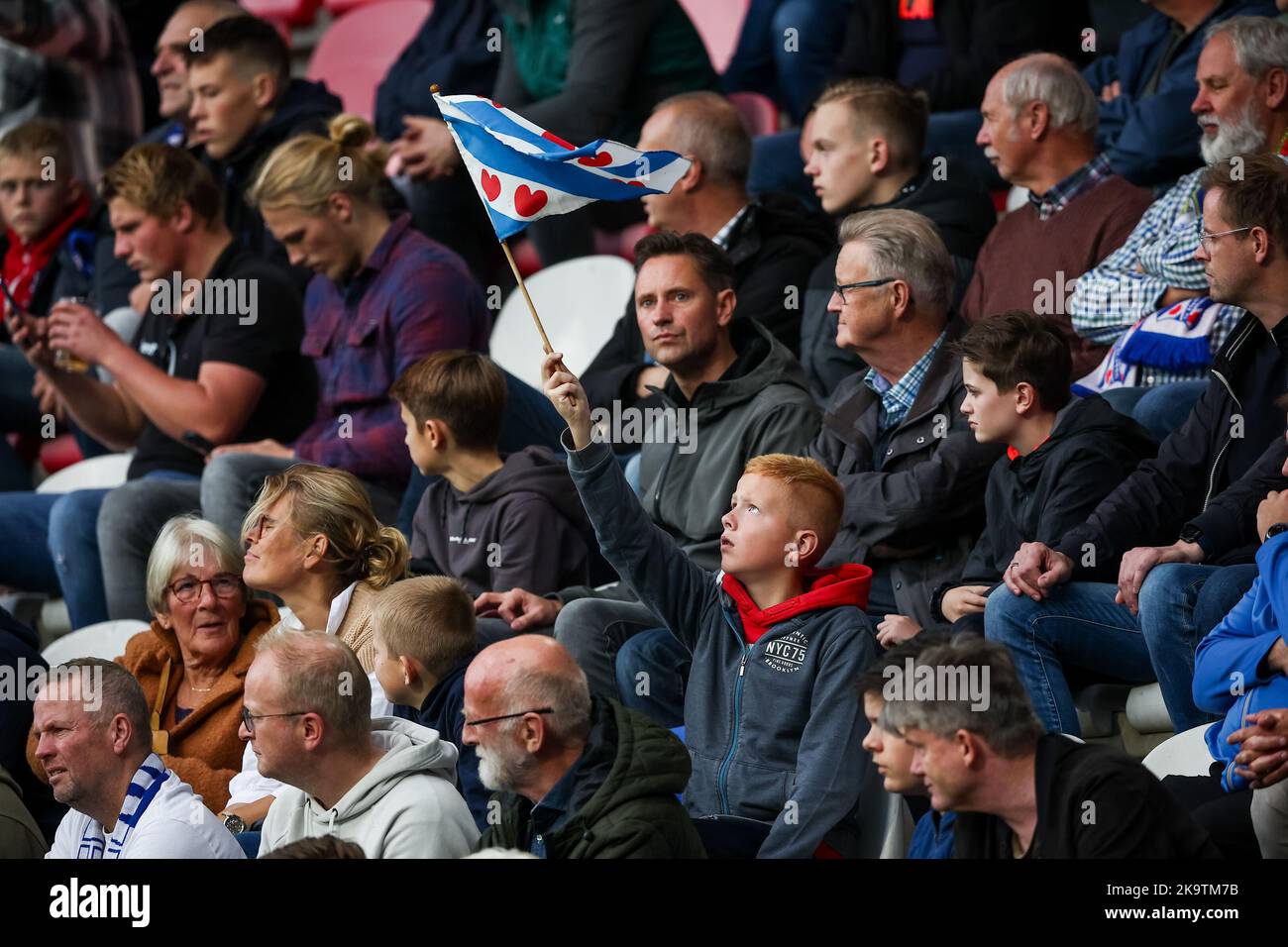 HEERENVEEN, PAYS-BAS - OCTOBRE 29: Le défenseur de SC Heerenveen fait signe lors du match néerlandais entre SC Heerenveen et FC Utrecht au stade Abe Lenstra sur 29 octobre 2022 à Heerenveen, pays-Bas (photo de Pieter van der Woude/Orange Pictures) Credit: Orange pics BV/Alay Live News Banque D'Images