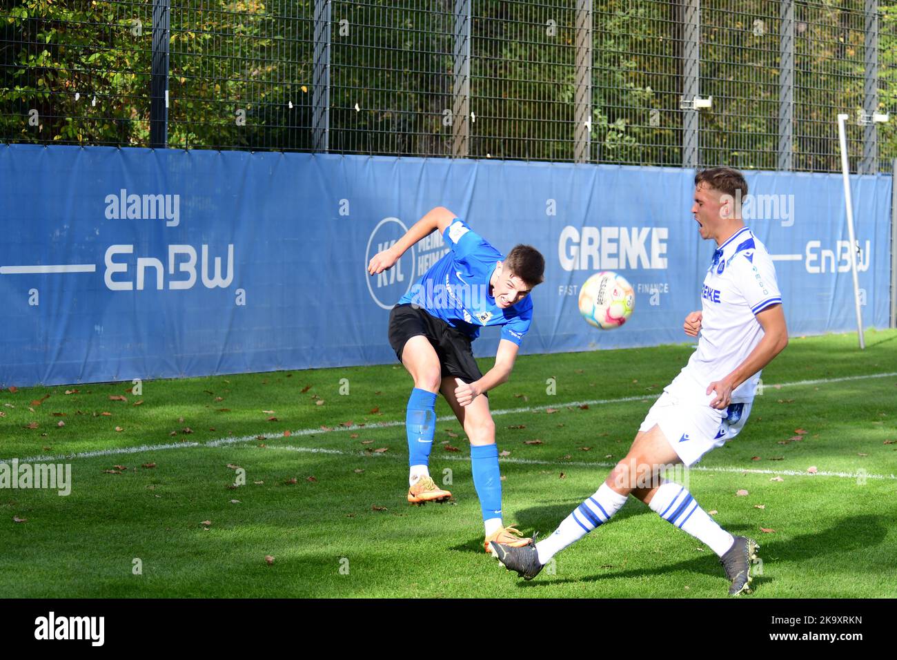 La ligue des jeunes du KSC Bundesliga gagne contre SV Eintracht Trier Karlsruher SC besiegt U19 von Trier Banque D'Images