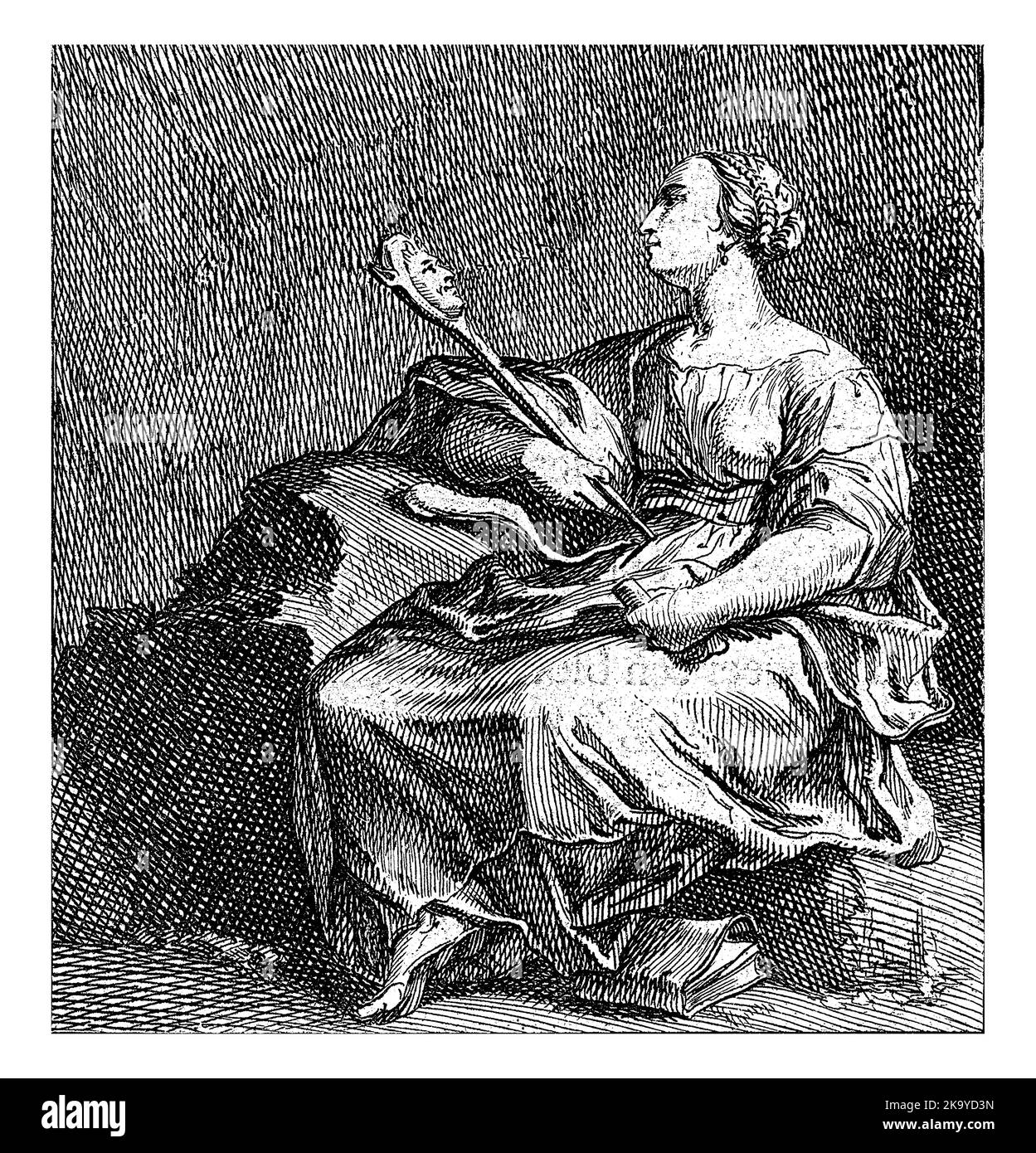 Thalia, la muse de la comédie et de la poésie de berger, est assise avec un masque de fou dans sa main et un livre à ses pieds. Ses cheveux sont tressés. Banque D'Images