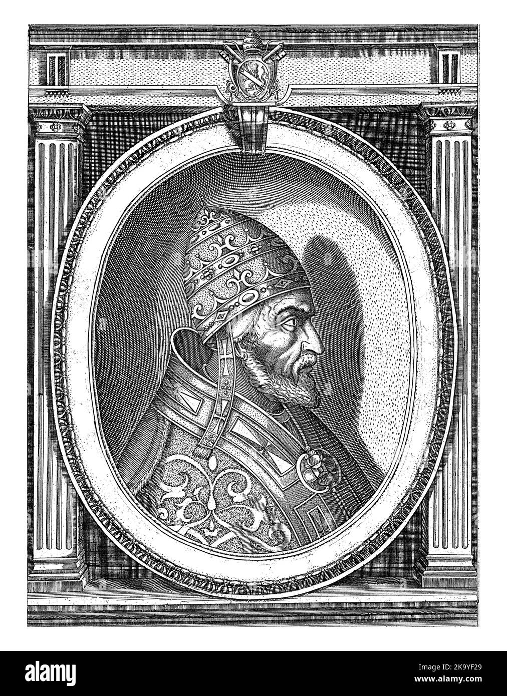 Portrait du Pape Sixtus V habillé dans les robes papale, tête ornée du tiara papal. Buste vers la droite dans un cadre ovale avec le lettrage de bord. Banque D'Images
