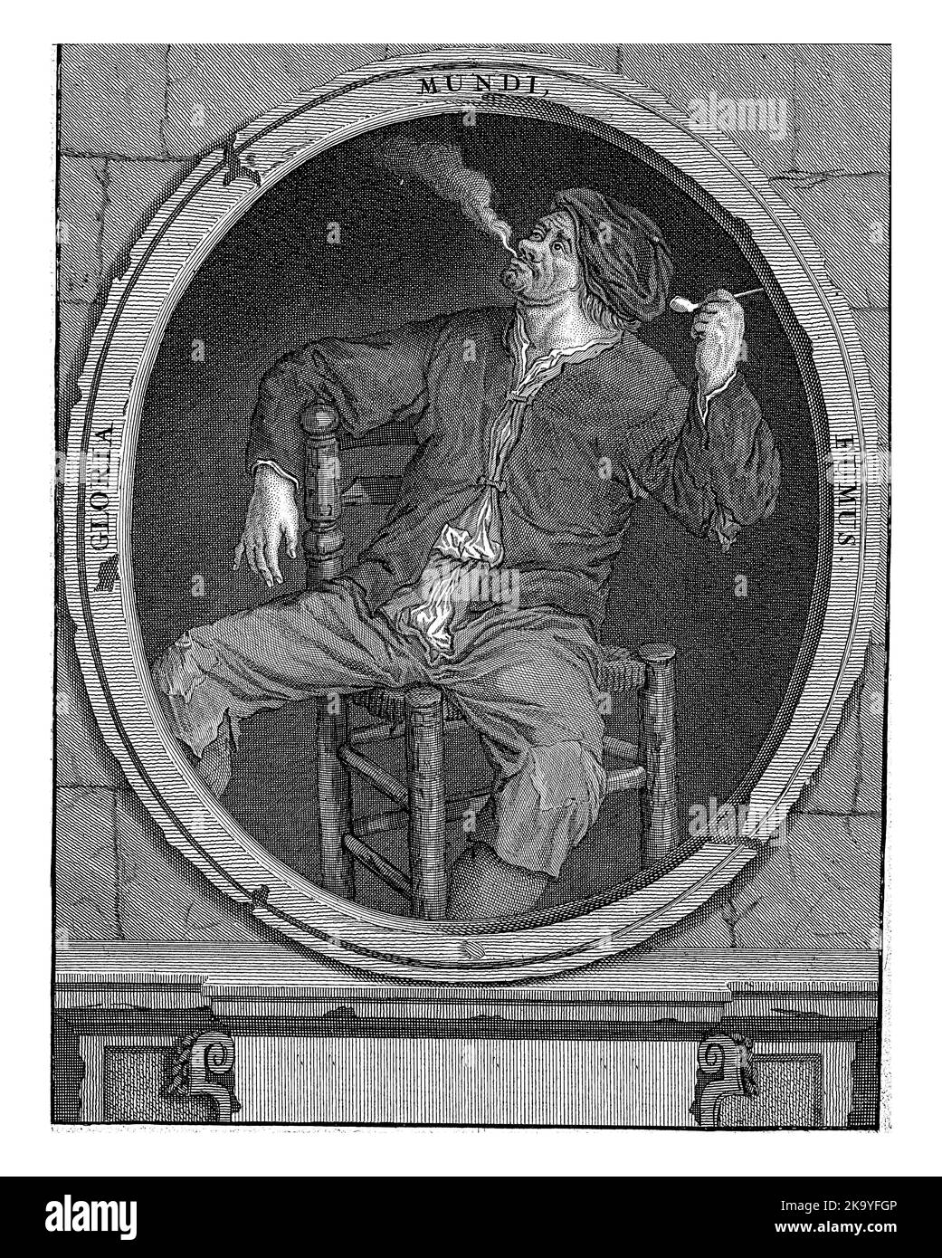 Un fermier s'assoit sur une chaise et souffle de la fumée de sa bouche. Il tient un tuyau dans sa main gauche. Dans la case ci-dessous la performance un poème de mocking. Banque D'Images