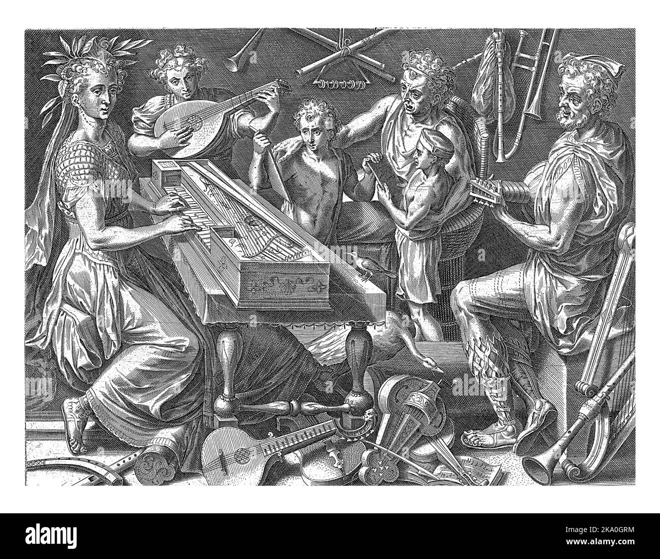 Musica joue de la musique avec un garçon et un vieil homme. Elle joue le clavecin, les autres jouent le luth. Une vieille femme et deux garçons suivent la melod Banque D'Images