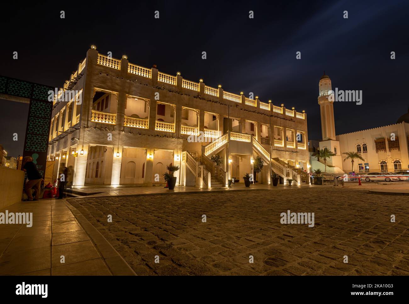 Souq Waqif est un souq à Doha, dans l'État du Qatar. Le souq est connu pour vendre des vêtements traditionnels, des épices, de l'artisanat et des souvenirs Banque D'Images