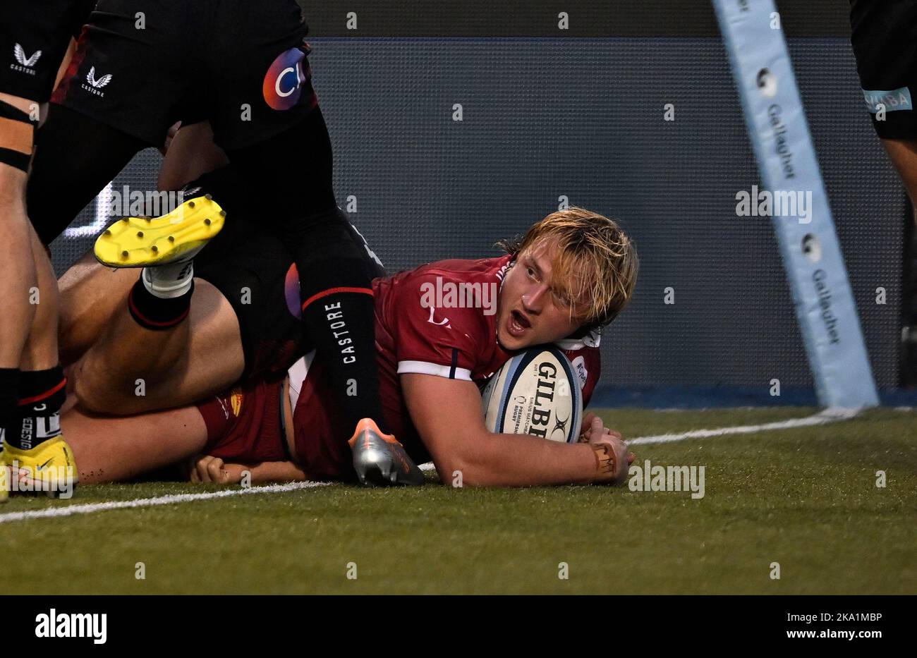 Barnett, Royaume-Uni. 30th octobre 2022. Rugby, premier ministre. Saracens V sale Sharks. Stade Stone X. Barnett. Tommy Taylor (sale) plonge, mais l'essai a été dissidente pendant le match de rugby Saracens V sale Sharks Gallagher Premiership. Credit: Sport en images/Alamy Live News Banque D'Images