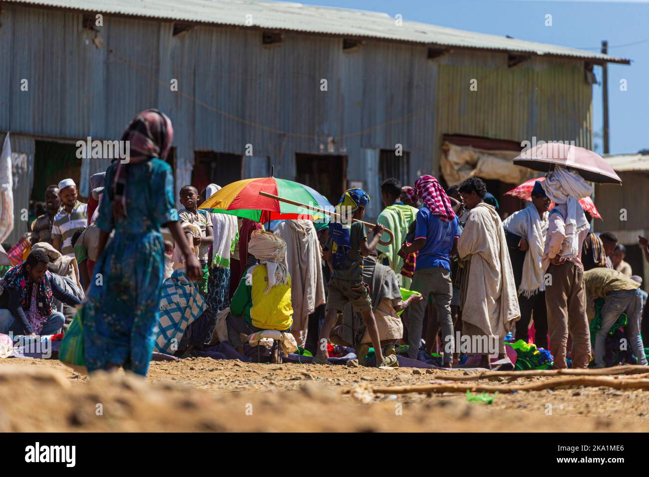 EMFRAZ, ETHIOPIE - 17 JANVIER 2022: Les gens au marché d'Emfraz près du lac Tana. Banque D'Images