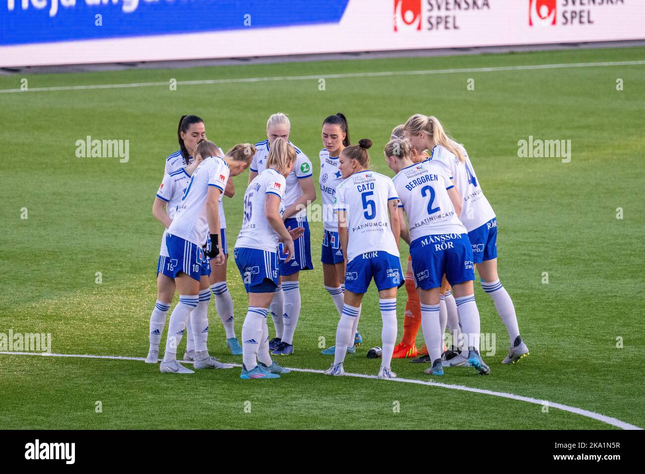 Jeu de football féminin historique au Platinumcars Arena de Norrköping entre IFK Norrköping et Bergdalens IK dans le second niveau suédois Elitettan. Banque D'Images