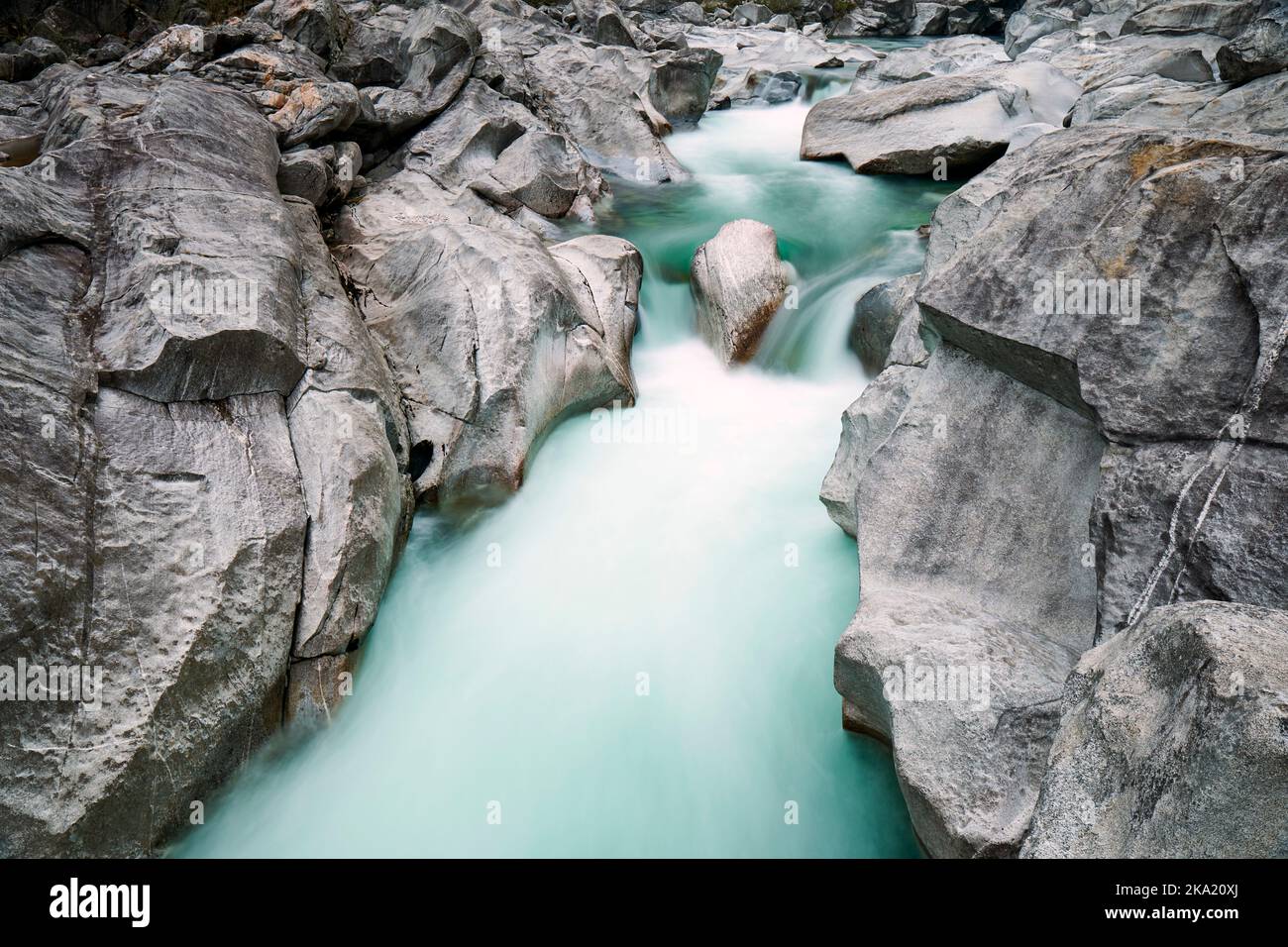 Rivière Verzasca dans le sud de la suisse Banque D'Images
