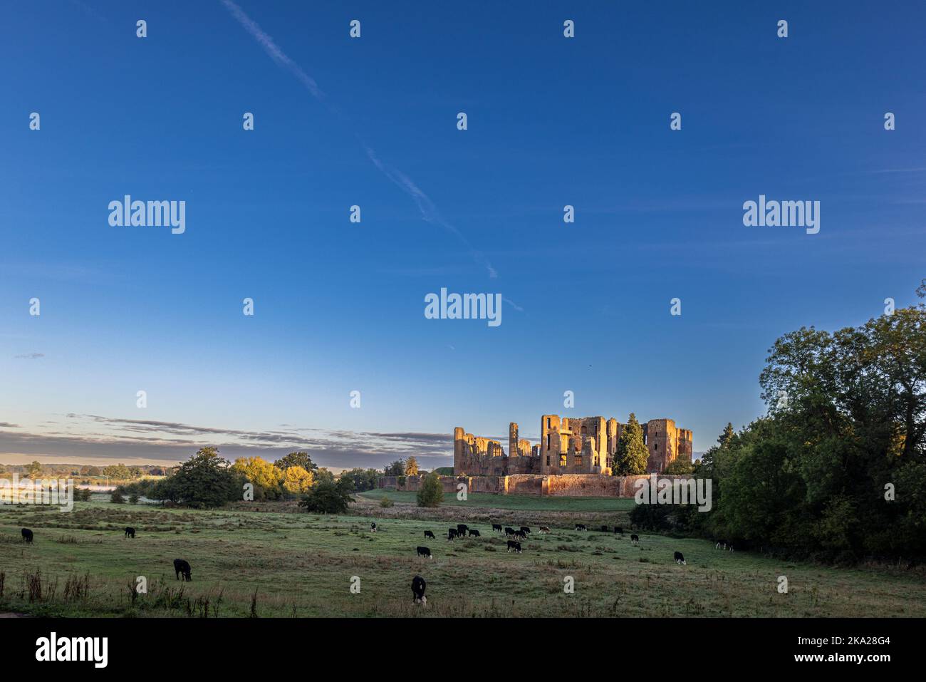 Dawn, Château de Kenilworth, Warwickshire, Angleterre, Royaume-Uni Banque D'Images