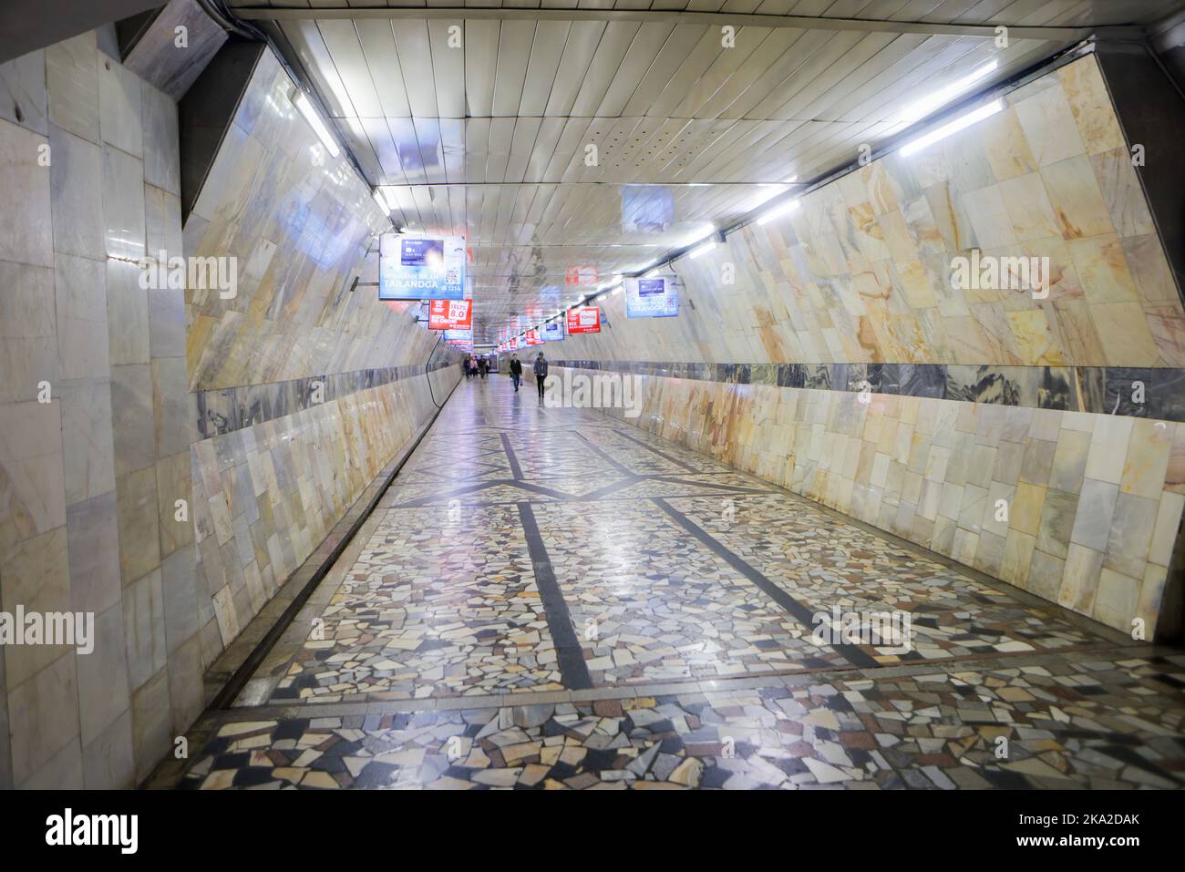 Tunnel de métro, Tachkent, Ouzbékistan Banque D'Images