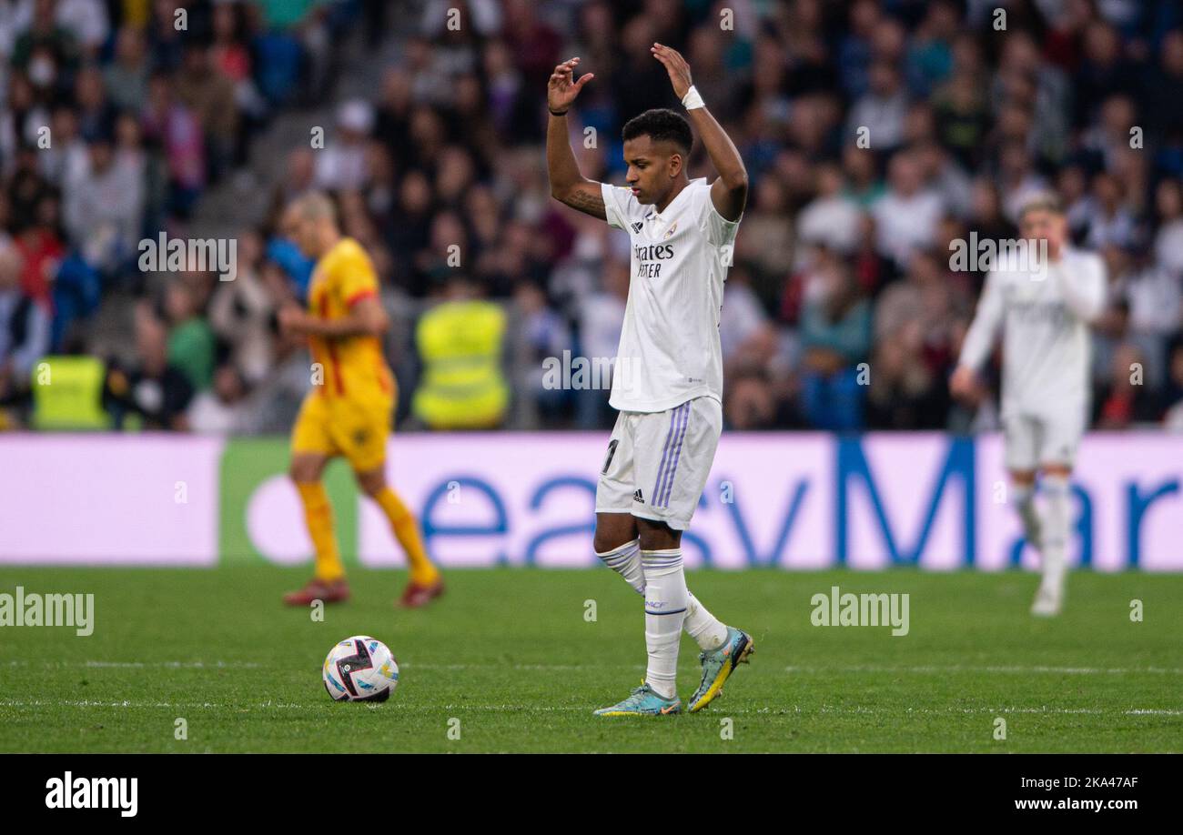 30th octobre 2022; Stade Santiago Bernabeu, Madrid, la Liga Santander, Real Madrid CF versus Girona Futbol Club; Rodrygo va Banque D'Images