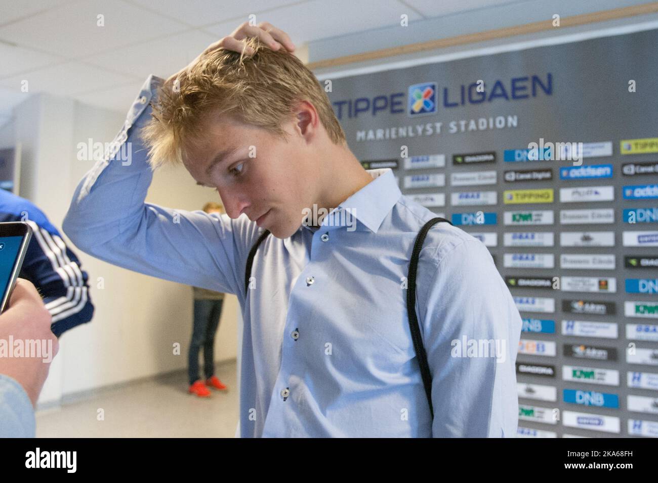 Martin Odegaard de Stromsgodset IF lors d'une entrevue post-match Banque D'Images
