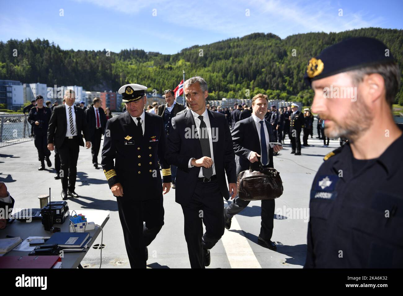 Trondheim, Norvège 20160620. Le Secrétaire général de l'OTAN, Jens Stoltenberg, visite l'exercice dynamique Mongoose lundi. Photo: OLE Martin Wold / NTB scanpix Banque D'Images
