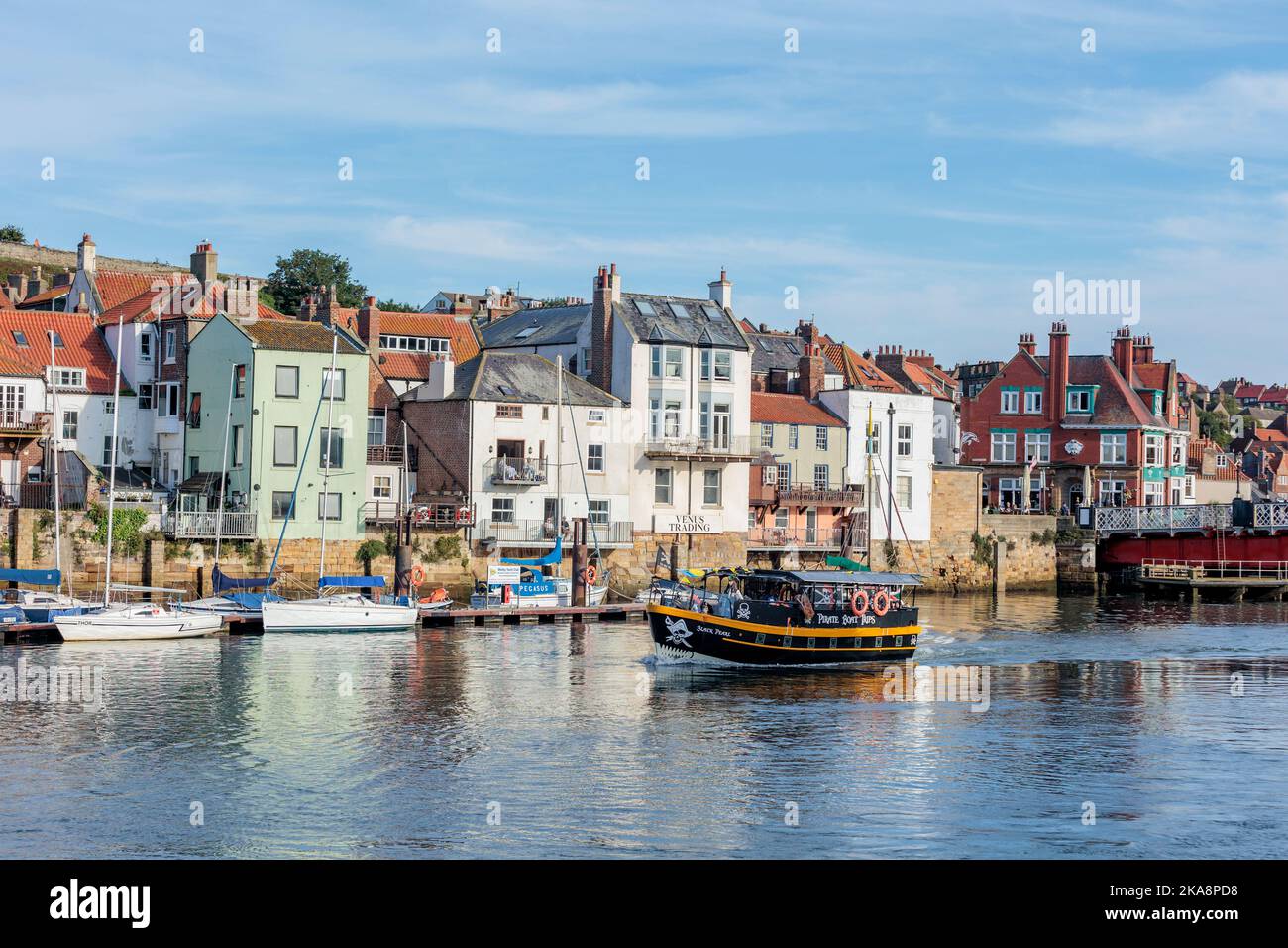 Bateaux de plaisance sur la rivière Esk Whitby North Yorkshire Angleterre Banque D'Images