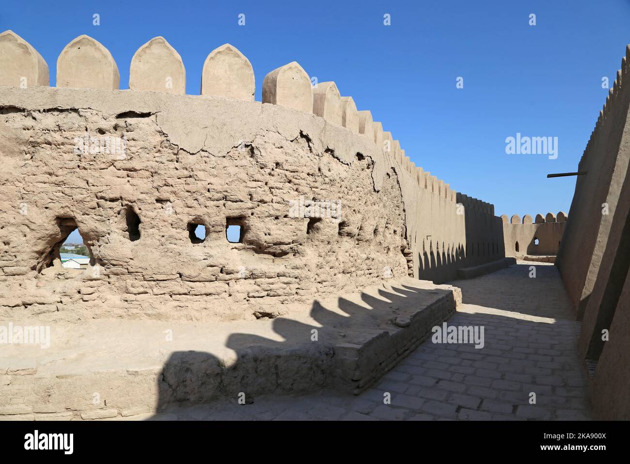 Terrasse sur le toit du Kunya Ark Palace, Ichan Kala (forteresse intérieure), Khiva, province de Khorezm, Ouzbékistan, Asie centrale Banque D'Images