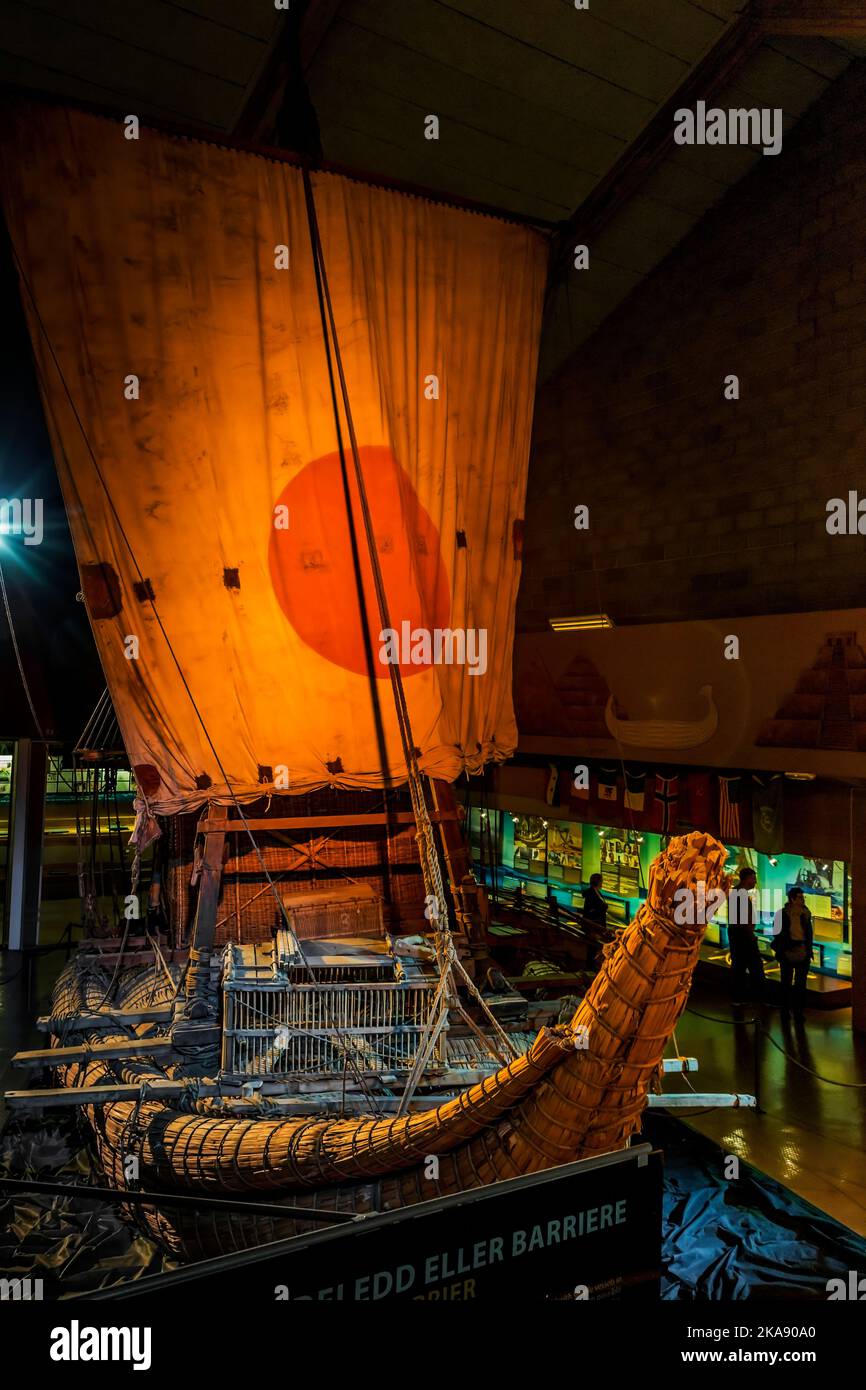 OSLO, NORVÈGE - 1 JUILLET 2016 : c'est un bateau de papyrus Ra-2, sur lequel Thor Heyerdahl a effectué une traversée transatlantique. Banque D'Images