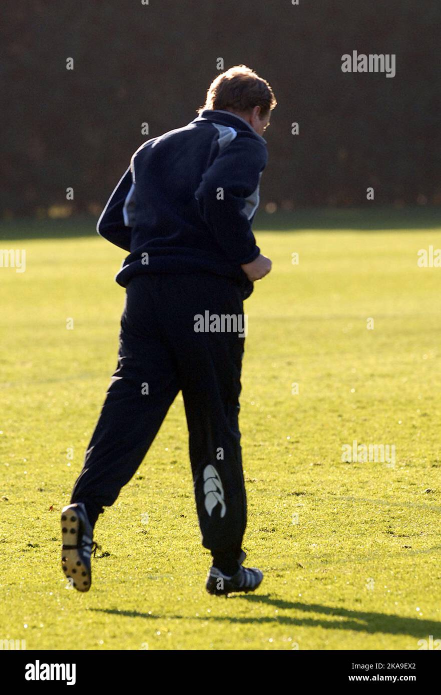 HARRY REDKNAPP AU TERRAIN D'ENTRAÎNEMENT DE PORTSMOUTH, AUJOURD'HUI/HIER SAMEDI. PIC MIKE WALKER, 2008 Banque D'Images