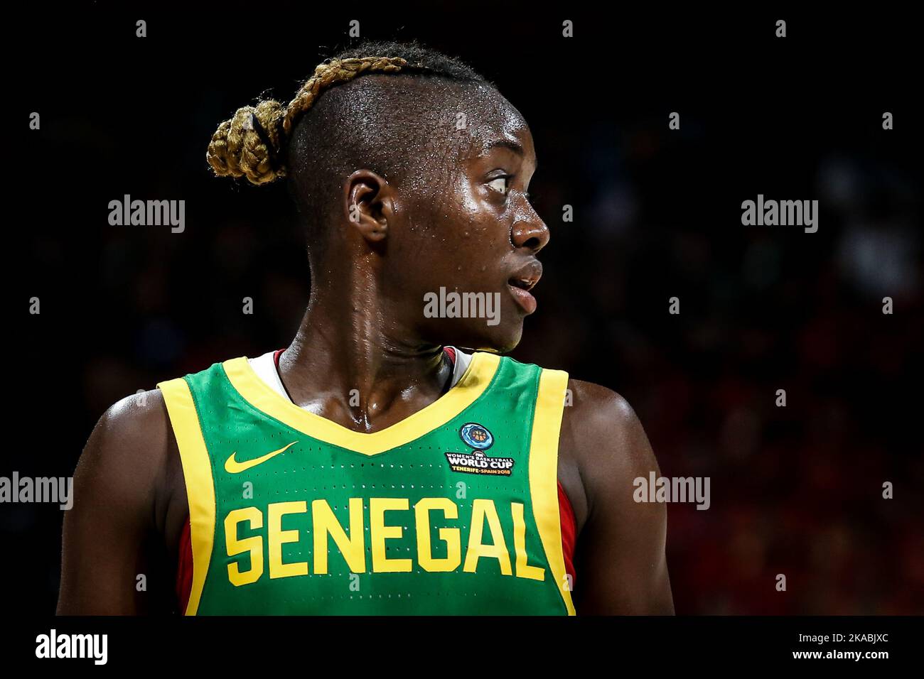 Espagne, Ténérife, 26 septembre 2018: Portrait de Yacine Diop, joueuse de basket-ball sénégalaise, lors de la coupe du monde de basket-ball féminin de la FIBA Banque D'Images