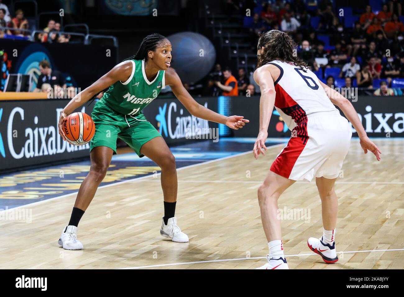 Espagne, Ténérife, 28 septembre 2018: La joueuse de basket-ball nigériane Adaora Elonu en action lors de la coupe du monde de basket-ball féminine FIBA Banque D'Images