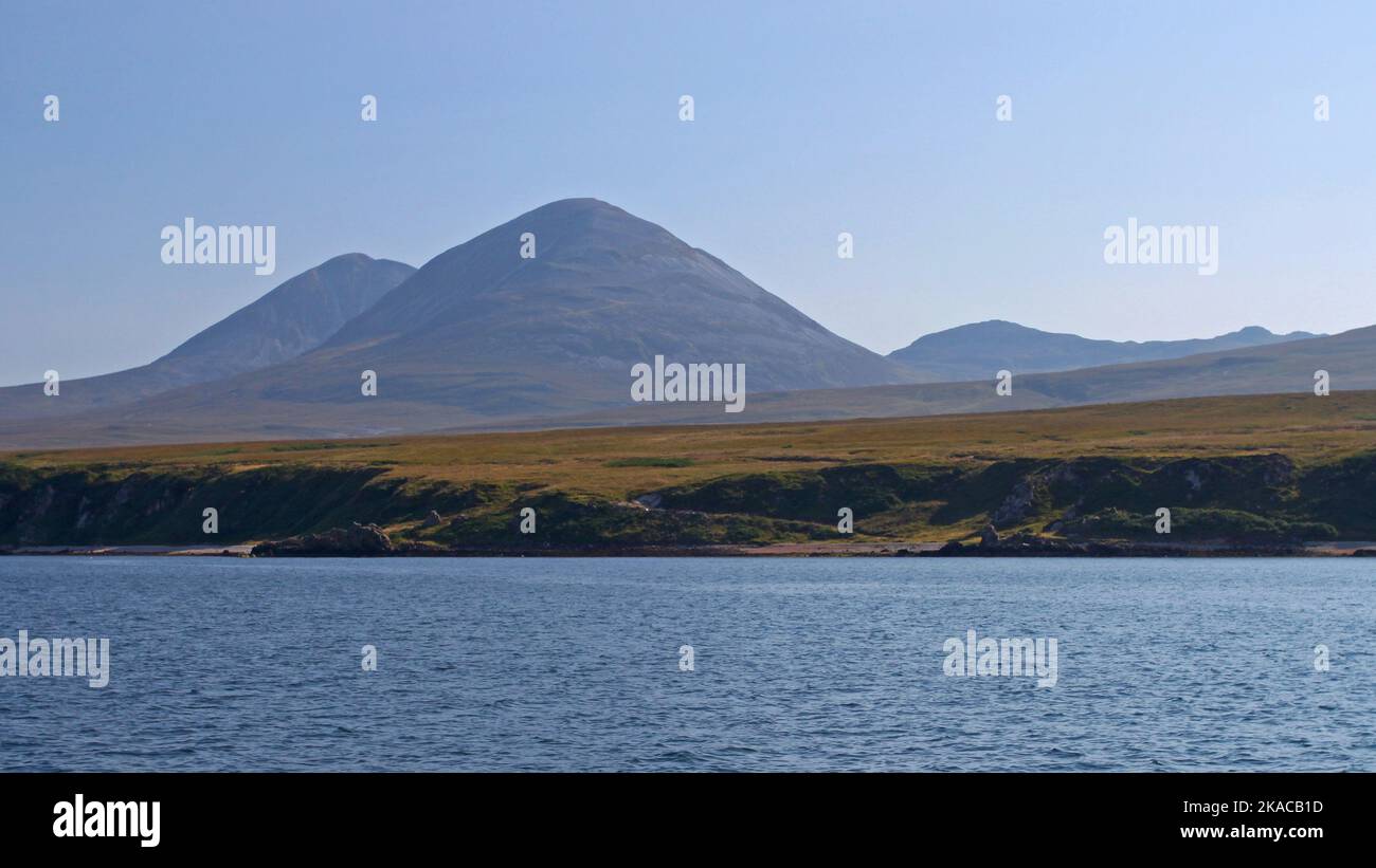 Son de l'Islay et des Paps du Jura au crépuscule, Jura, Hébrides, Hébrides intérieures, Iles intérieures, Écosse, Royaume-Uni, Grande-Bretagne Banque D'Images