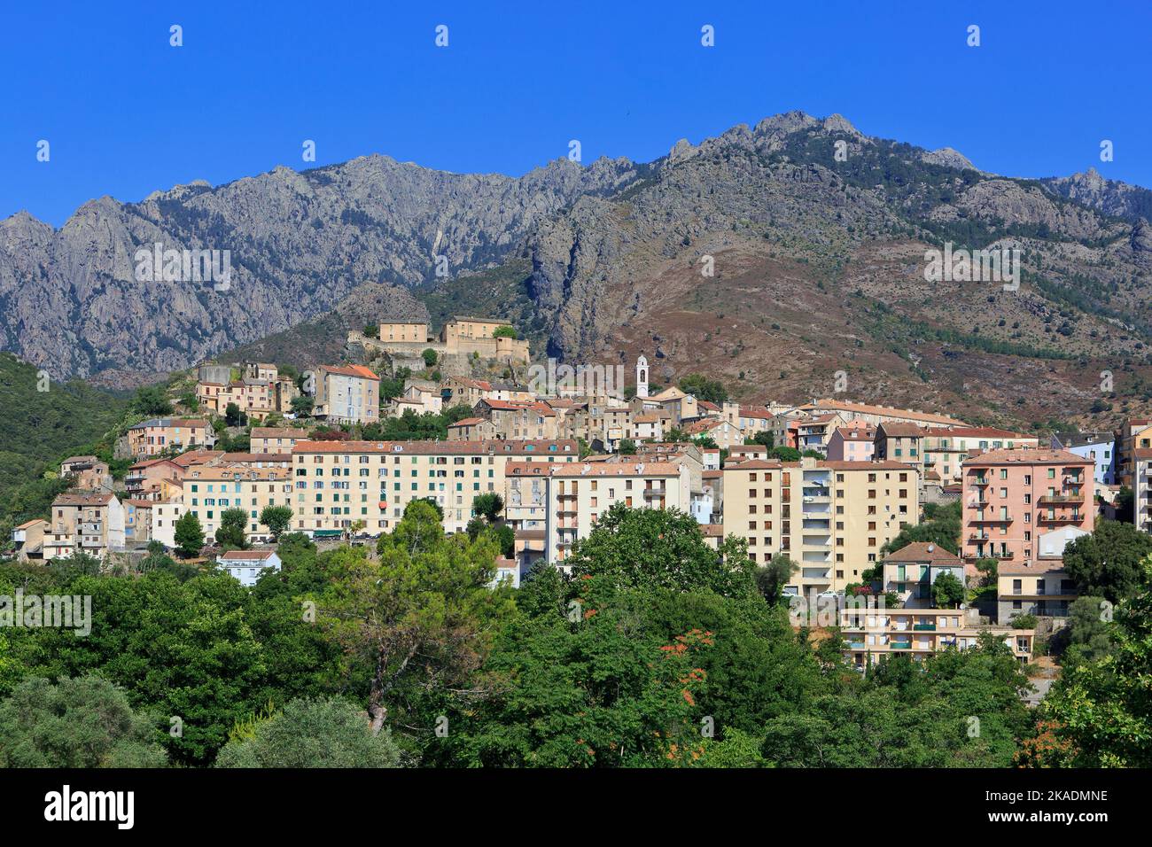 La citadelle de Corte (Nid d'aigle) datant du 18th siècle à Corte (haute-Corse), sur l'île de Corse, en France Banque D'Images