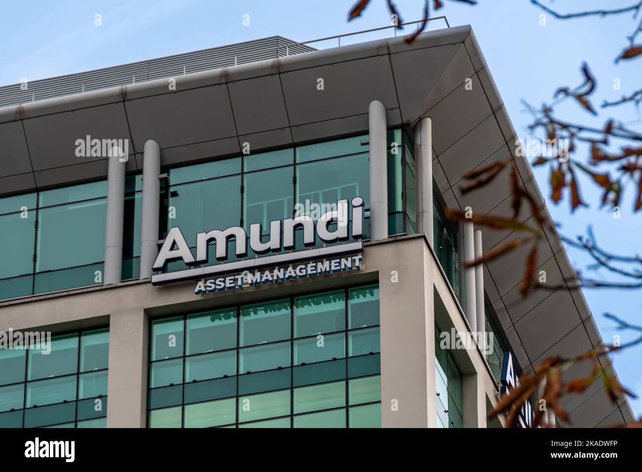 Signez le siège du groupe Amundi, une société française de gestion d'actifs, Paris, France Banque D'Images
