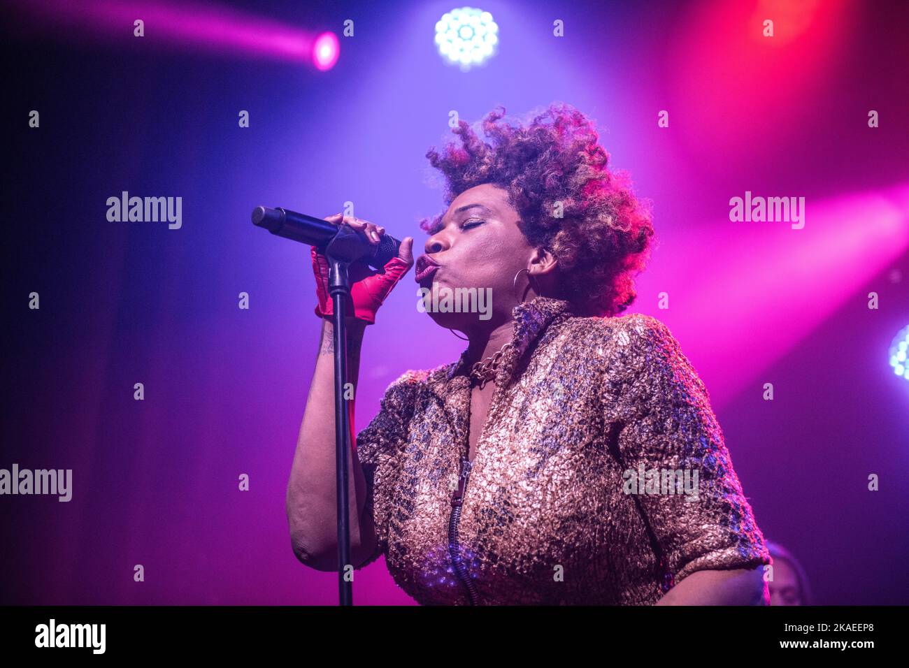 Macy Gray se exécutant à Sala Apolo, Barcelone, 15 octobre 2022. Photographe: ALE Espaliat Banque D'Images