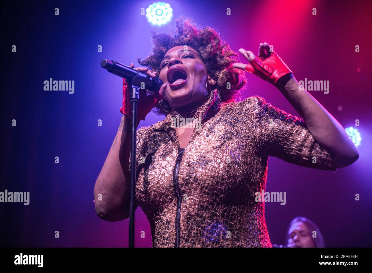 Macy Gray se exécutant à Sala Apolo, Barcelone, 15 octobre 2022. Photographe: ALE Espaliat Banque D'Images