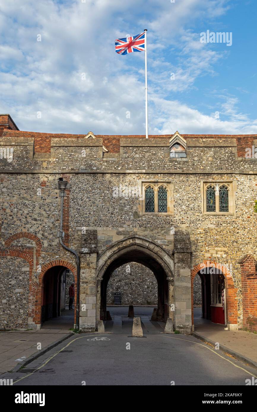 Union Jack, Kings Gate, Winchester, Hampshire, Angleterre, Grande-Bretagne Banque D'Images