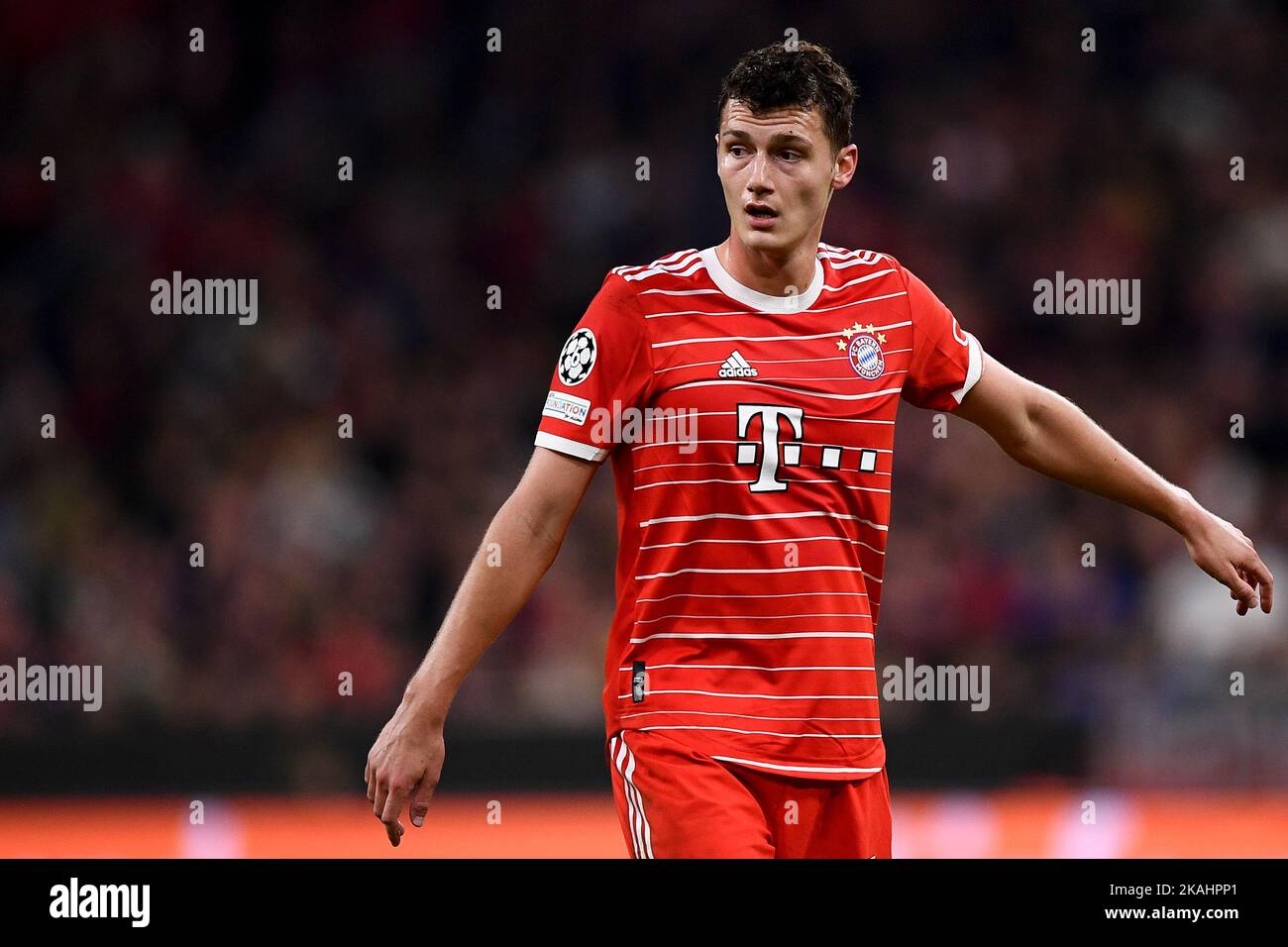 Munich, Allemagne. 01 novembre 2022. Benjamin Pavard du FC Bayern Munich gestes lors du match de football de l'UEFA Champions League entre le FC Bayern Munich et le FC Internazionale. Nicolò Campo/Alay Live News Banque D'Images