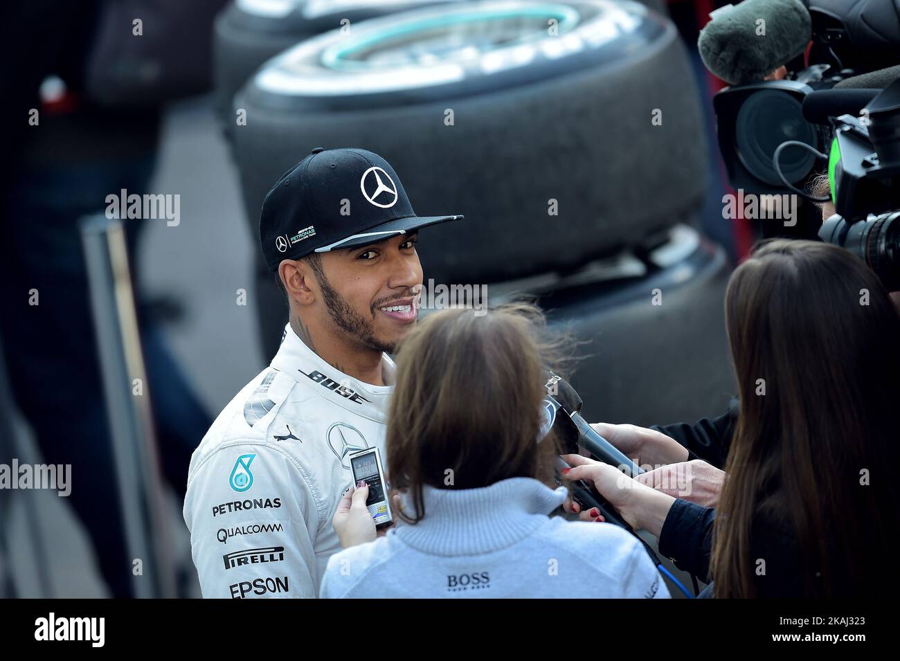 Le pilote britannique de Formule 1, Lewis Hamilton, lors de sa conférence de presse au cours du dernier jour des épreuves de Formule 1 à Barcelone, 4th mars 2016. (Photo de Joan Cros/NurPhoto) *** Veuillez utiliser le crédit du champ de crédit *** Banque D'Images