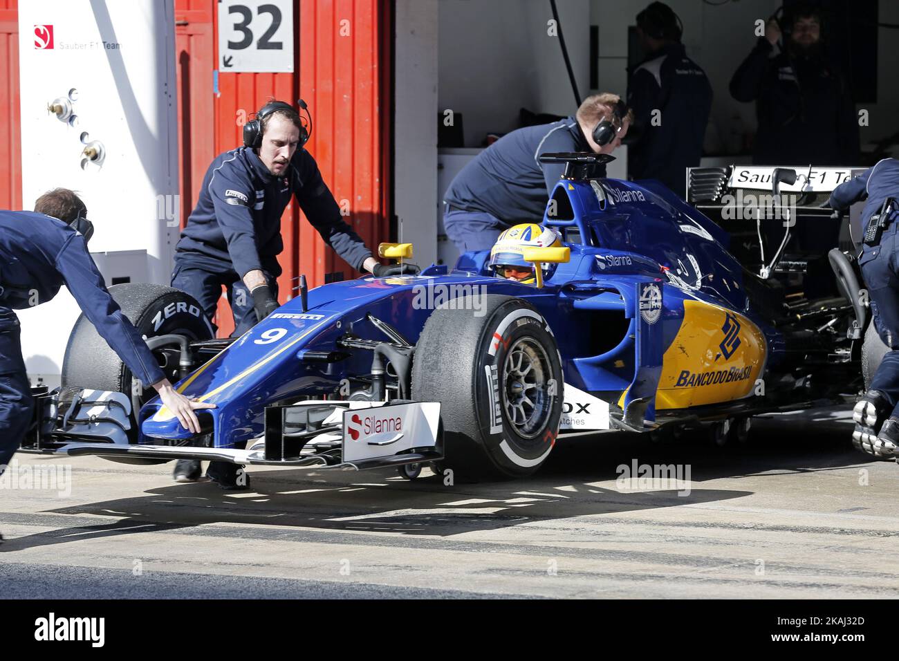 FMarcus Ericsson et Sauber lors des essais de F1 sur le circuit Barcelone-Catalunya, le 04 mars 2016. Banque D'Images