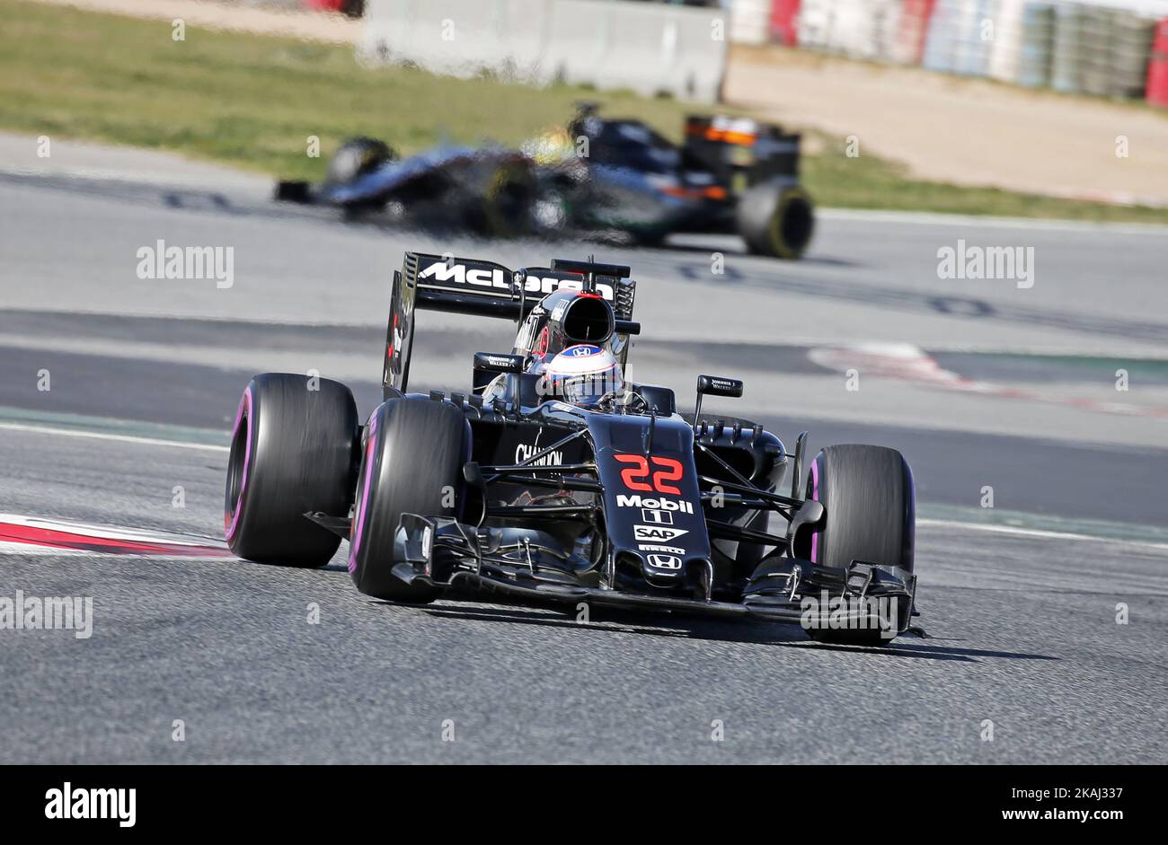 Jenson Button et McLaren lors des essais de F1 sur le circuit Barcelone-Catalunya, le 04 mars 2016. Banque D'Images