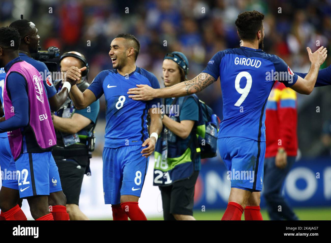 Olivier Giroud, Dimitri Payet pendant l'UEFA EURO 2016 Group Un match entre la France et la Roumanie au Stade de France sur 10 juin 2016 à Paris, France. (Photo de Mehdi Taamallah/NurPhoto) *** Veuillez utiliser le crédit du champ de crédit *** Banque D'Images